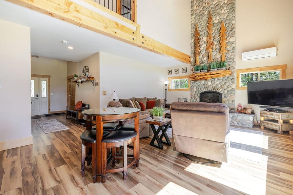 Aspen Place home House in Three Rivers