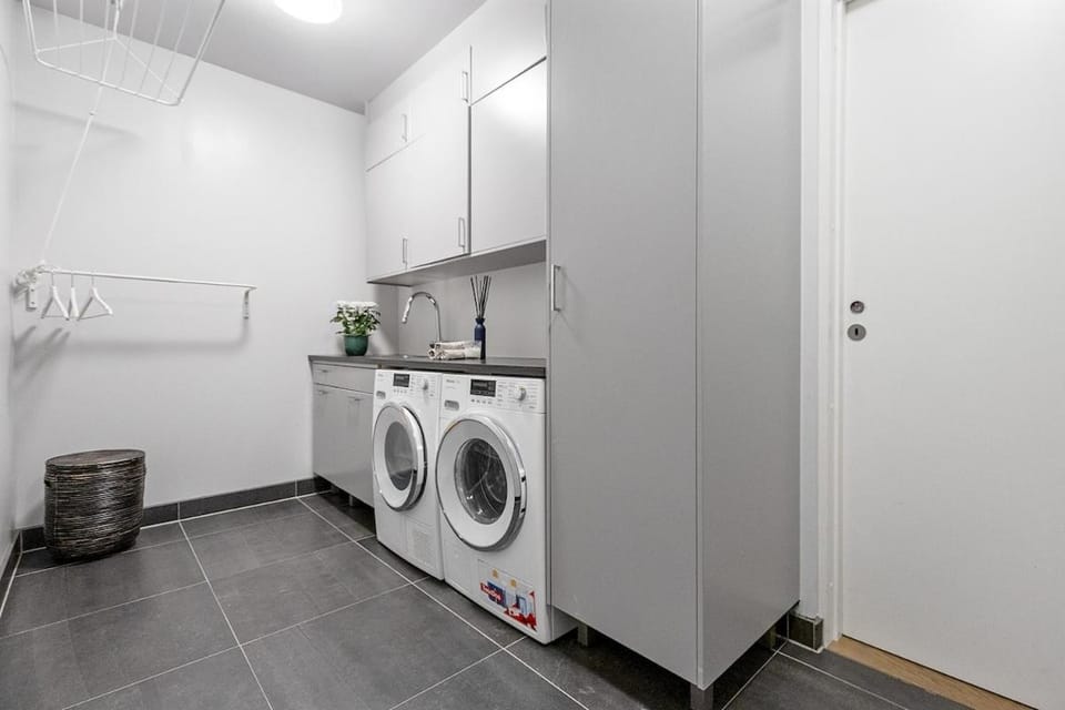 laundry, washing machine, dryer