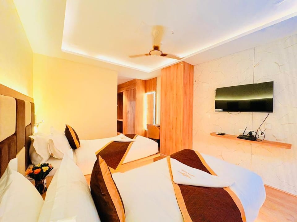 Bed, TV and multimedia, Photo of the whole room, Bedroom, air conditioner