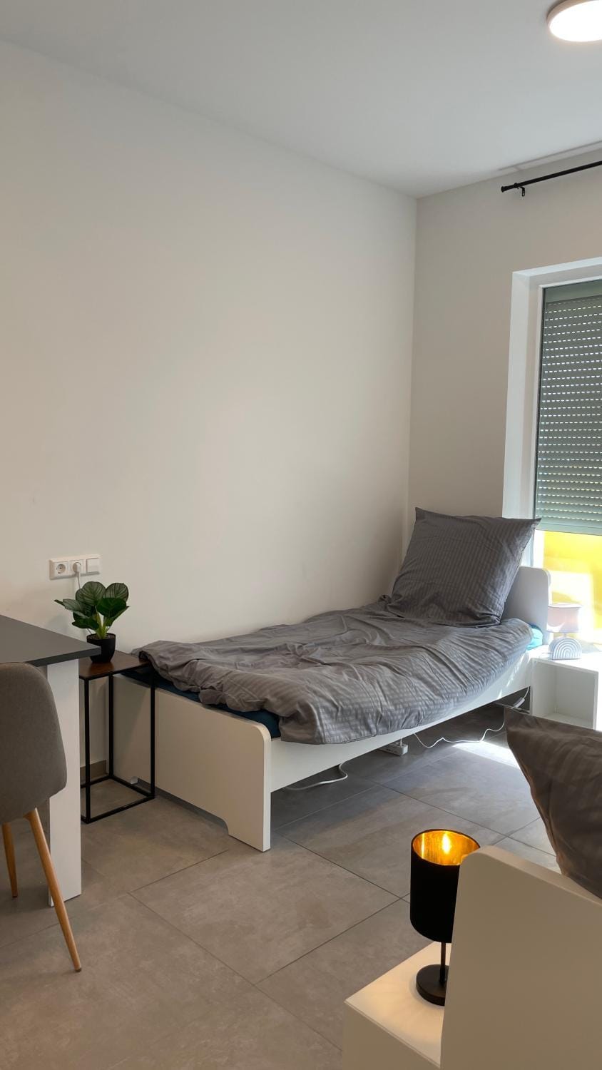 Frisch saniert, Moderne Ferienwohnungen für 1 bis 37 Personen, Warme Weihnachten Apartment in Ostalbkreis
