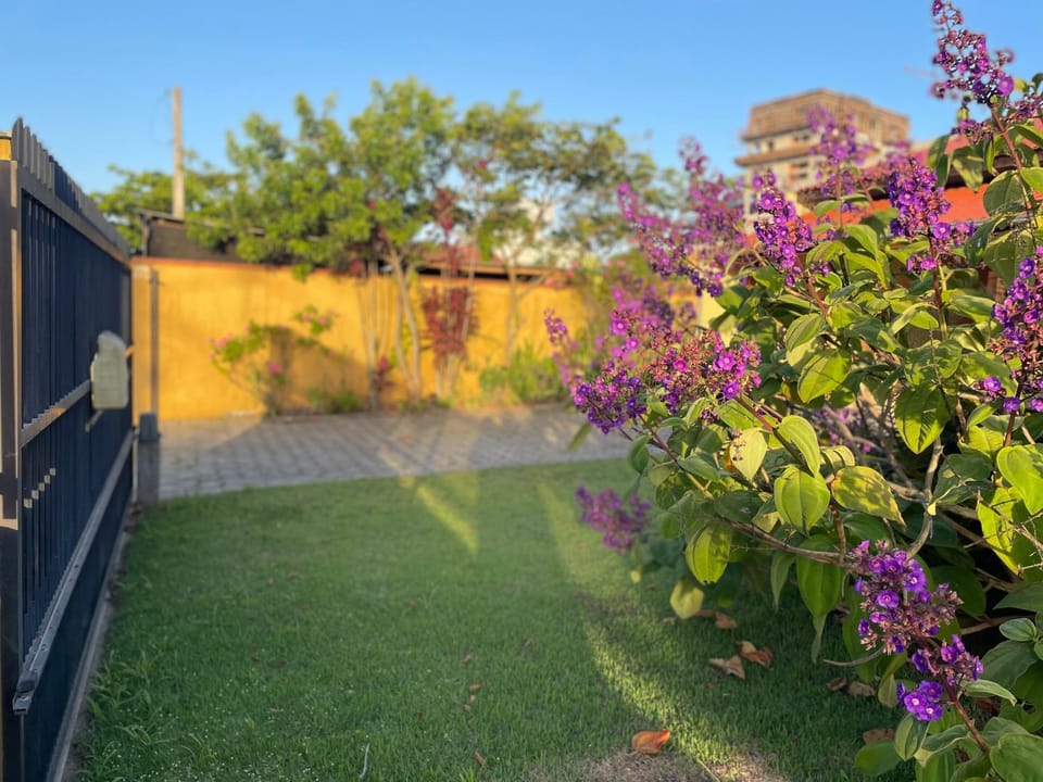 Casa na praia do Quilombo em Penha a 200 metros do mar House in Penha