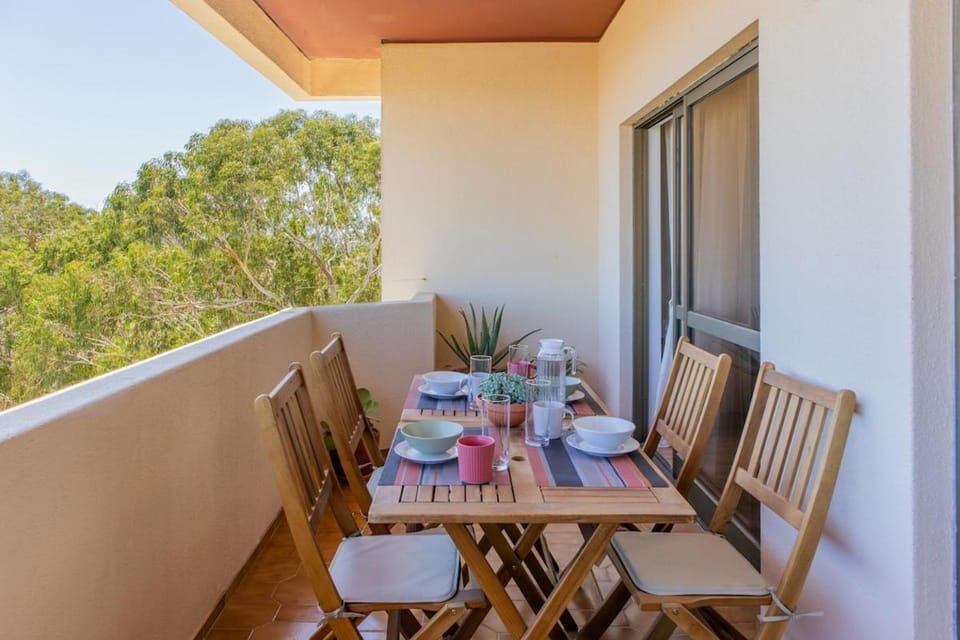 Off site, View (from property/room), Balcony/Terrace, Food and drinks, Dining area
