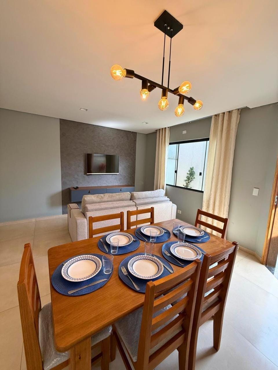 Dining area, Dinner