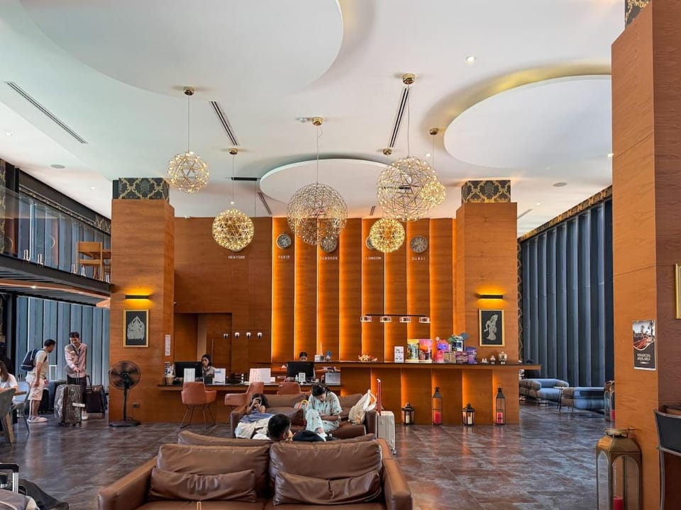Popular Kamala City Gate 1 bdr 3 Pools Apartment in Kamala