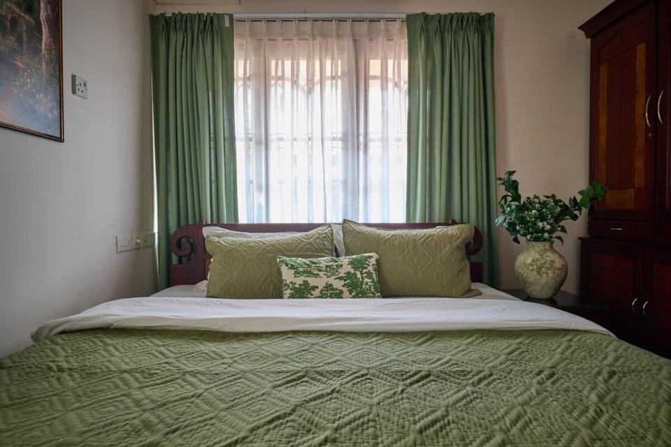 Anjaneyam 4BHK Heritage Villa I Near Marine Drive Villa in Kochi