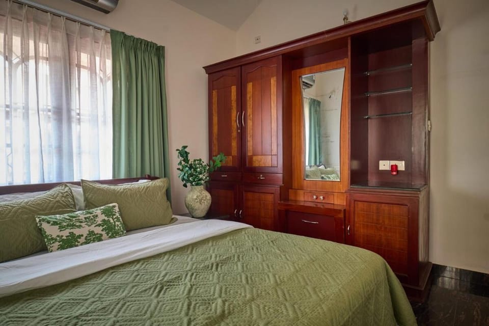 Anjaneyam 4BHK Heritage Villa I Near Marine Drive Villa in Kochi