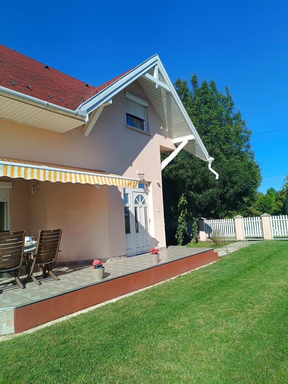 Valika nyaralója Balatonkersztúr Apartment in Hungary