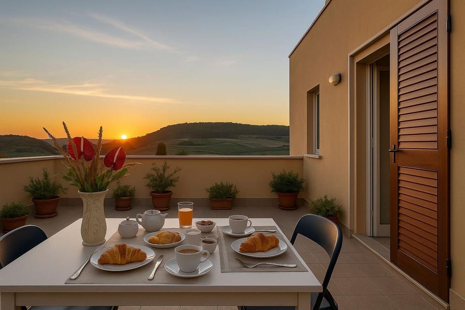 Property building, Balcony/Terrace, Balcony/Terrace