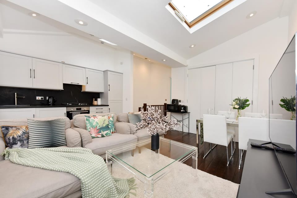 Living room, kitchen