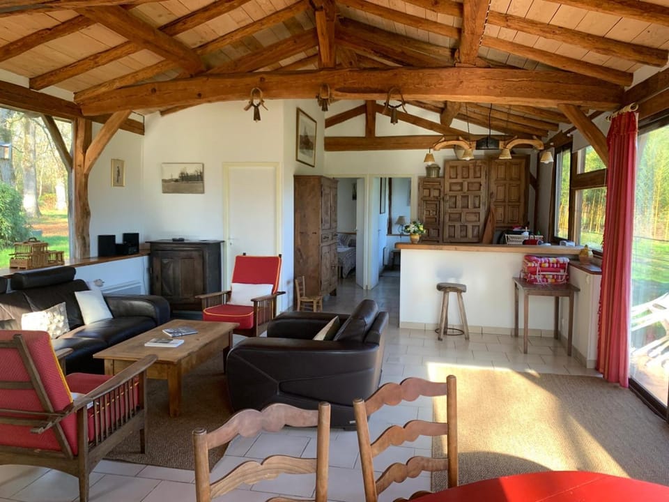 Living room, Seating area