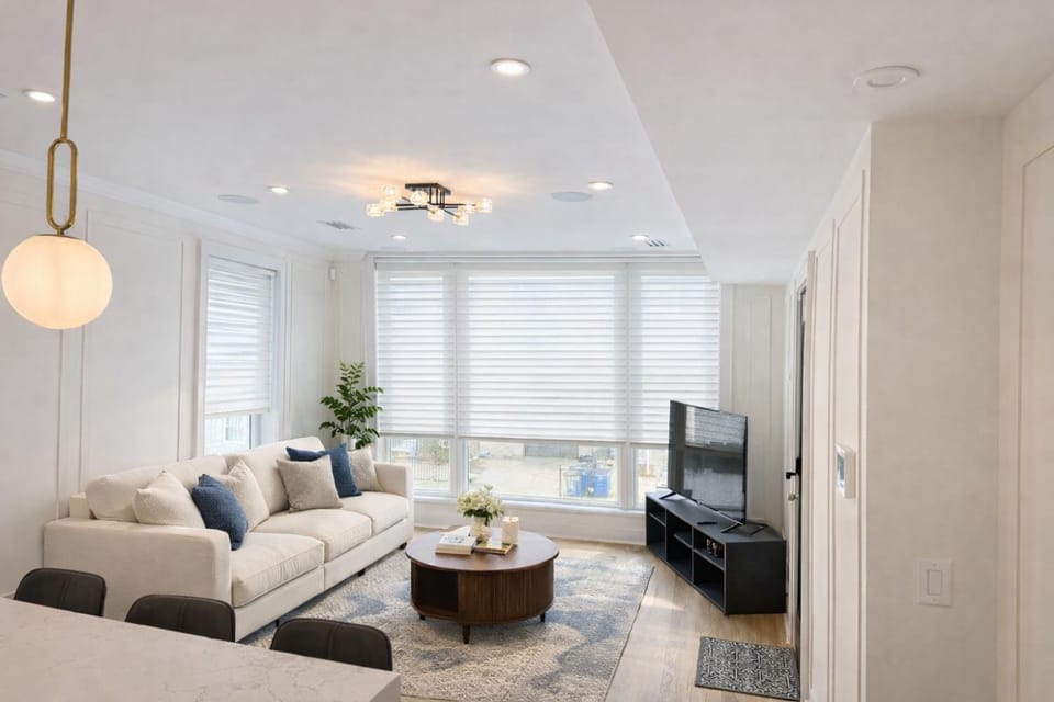 Upscale 3BR 2BA Apartment Near NYC Quick NYC Access Villa in Jersey City