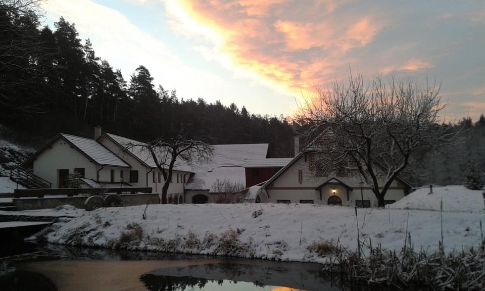 Off site, Winter