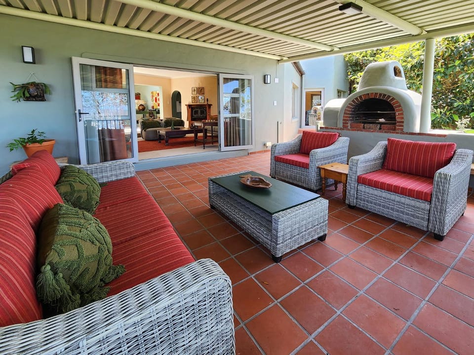 Patio, Seating area