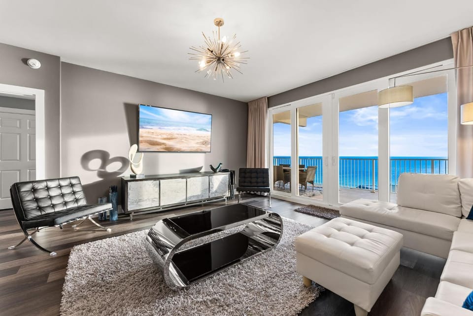 Luxe Glam 3BD Retreat! Gulf View Family Resort! Apartment in Panama City Beach