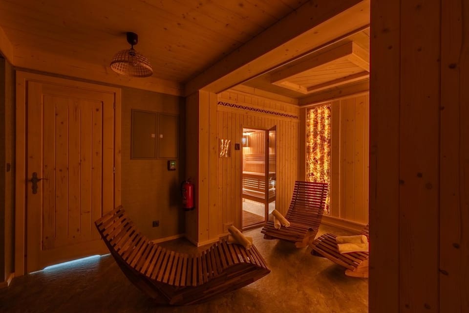 Sauna, Seating area
