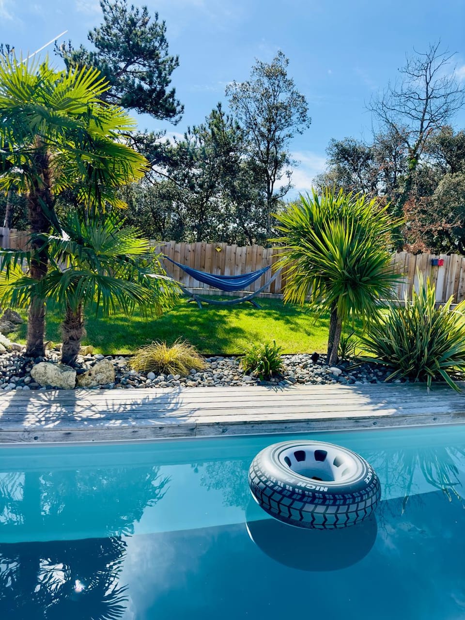 Garden, Swimming pool