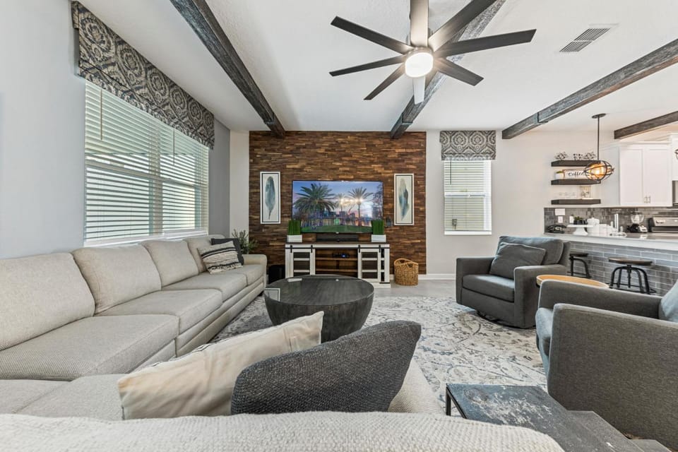 New Storey Lake Dream Family Escape House in Kissimmee
