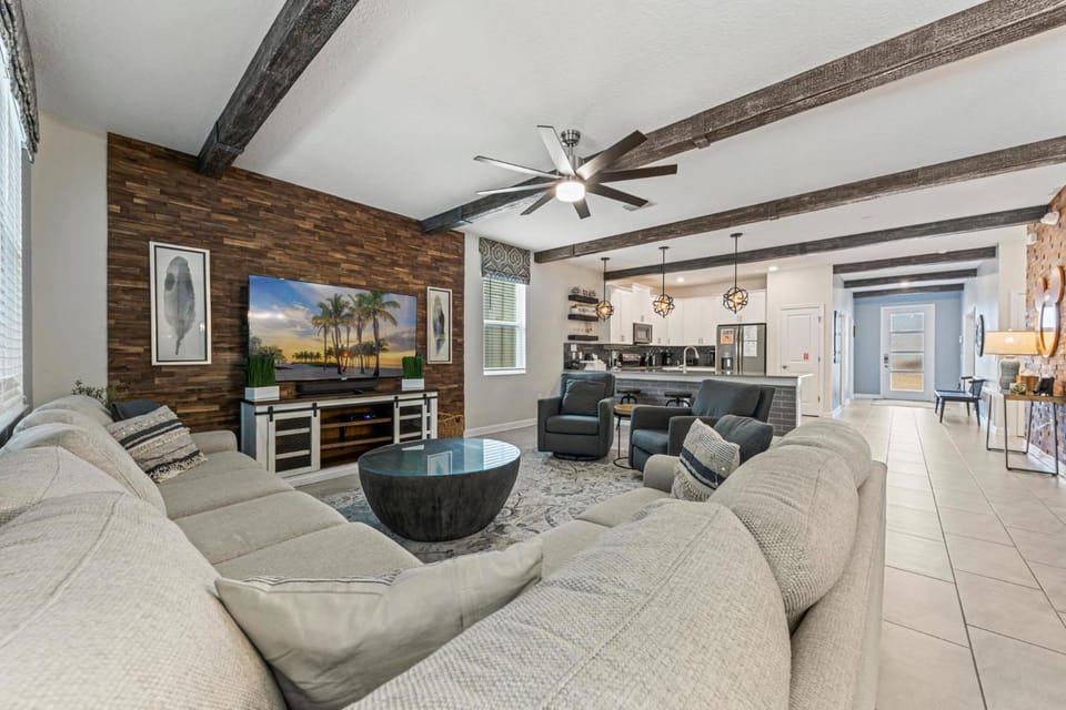 New Storey Lake Dream Family Escape House in Kissimmee