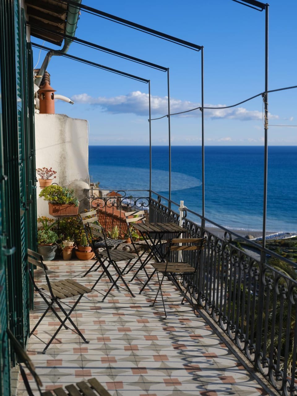 Casa Molinari - Beautiful old town Apartment with panoramic Sea views Apartment in Ventimiglia