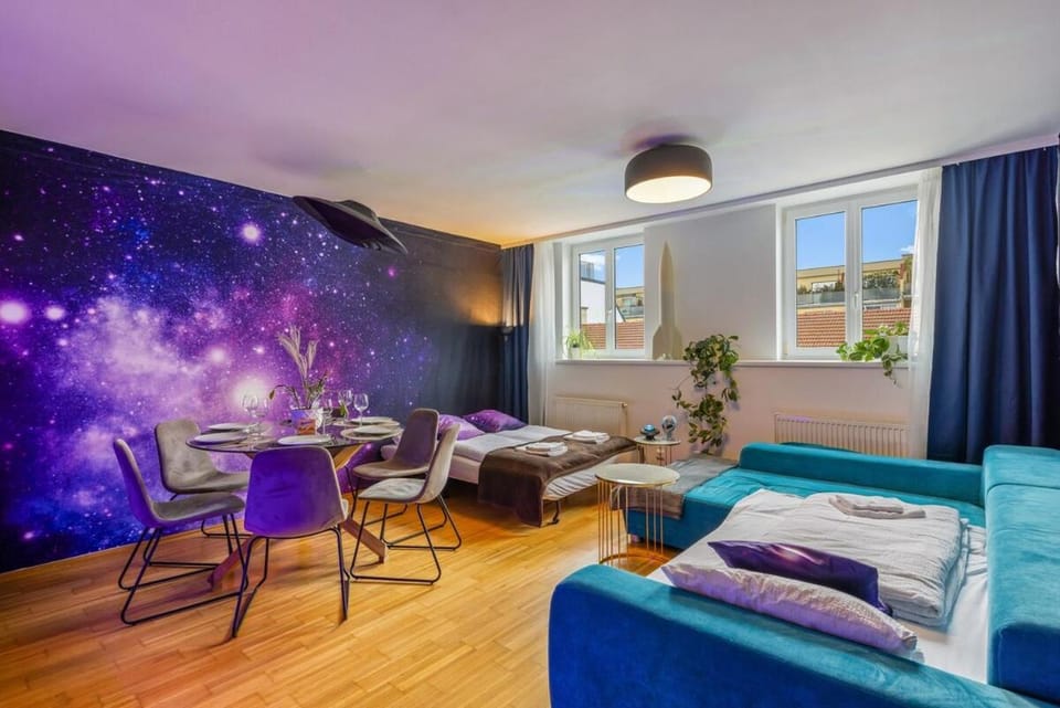 Milky Way - Unique Universe Space Design - Gym - Parking Apartment in Vienna