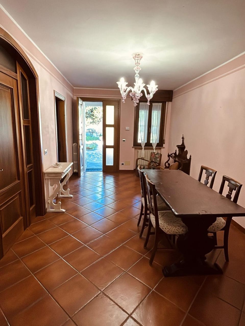 Communal lounge/ TV room