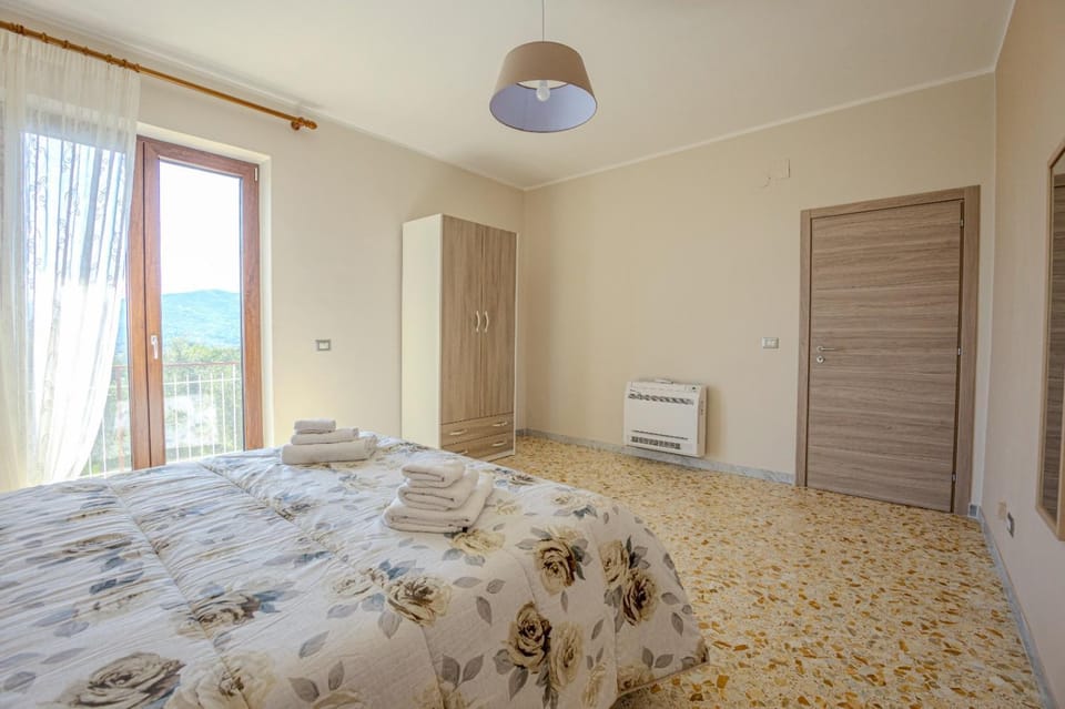 Bed, Sea view
