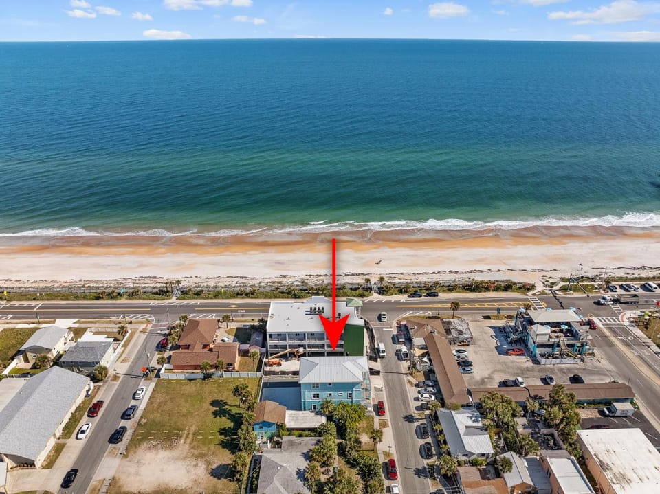 Neighbourhood, Bird's eye view, Beach, Sea view, Street view, Location