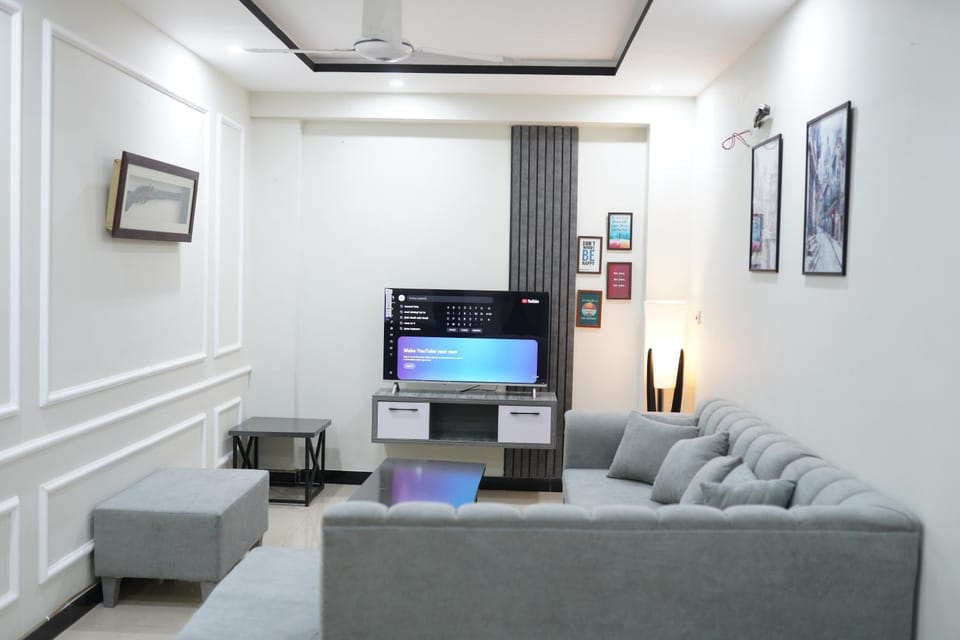 Lounge or bar, Seating area
