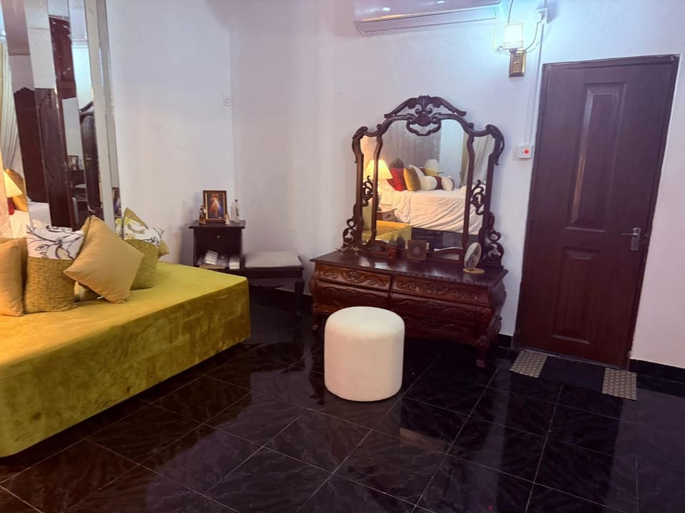 Bernies Blue Heaven Villa in Colombo