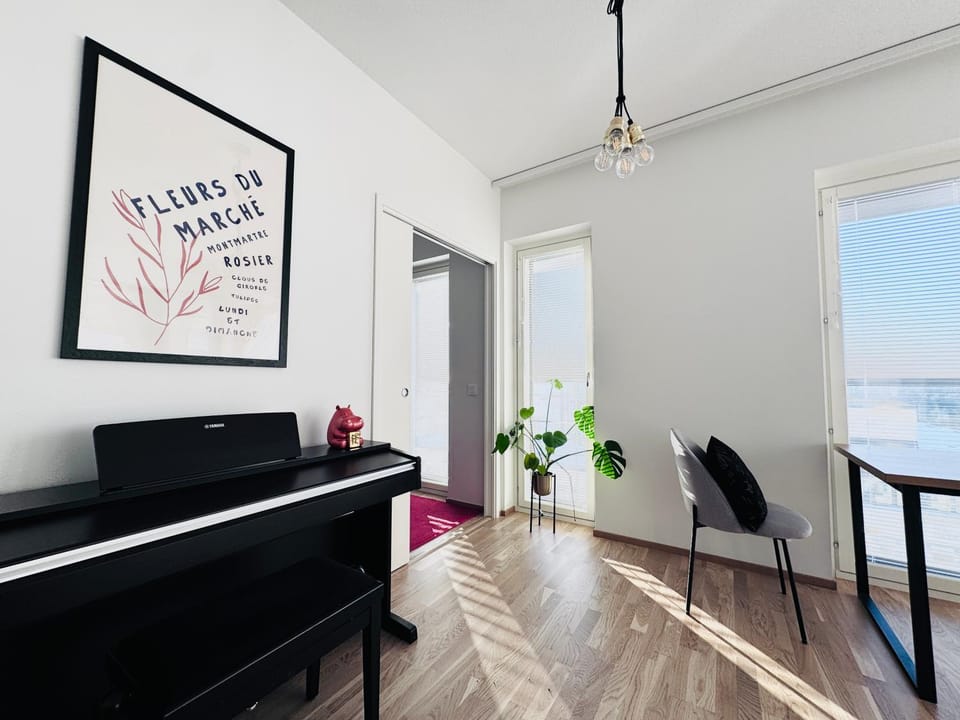 Nordic Home Bliss with Music Moment Apartment in Helsinki