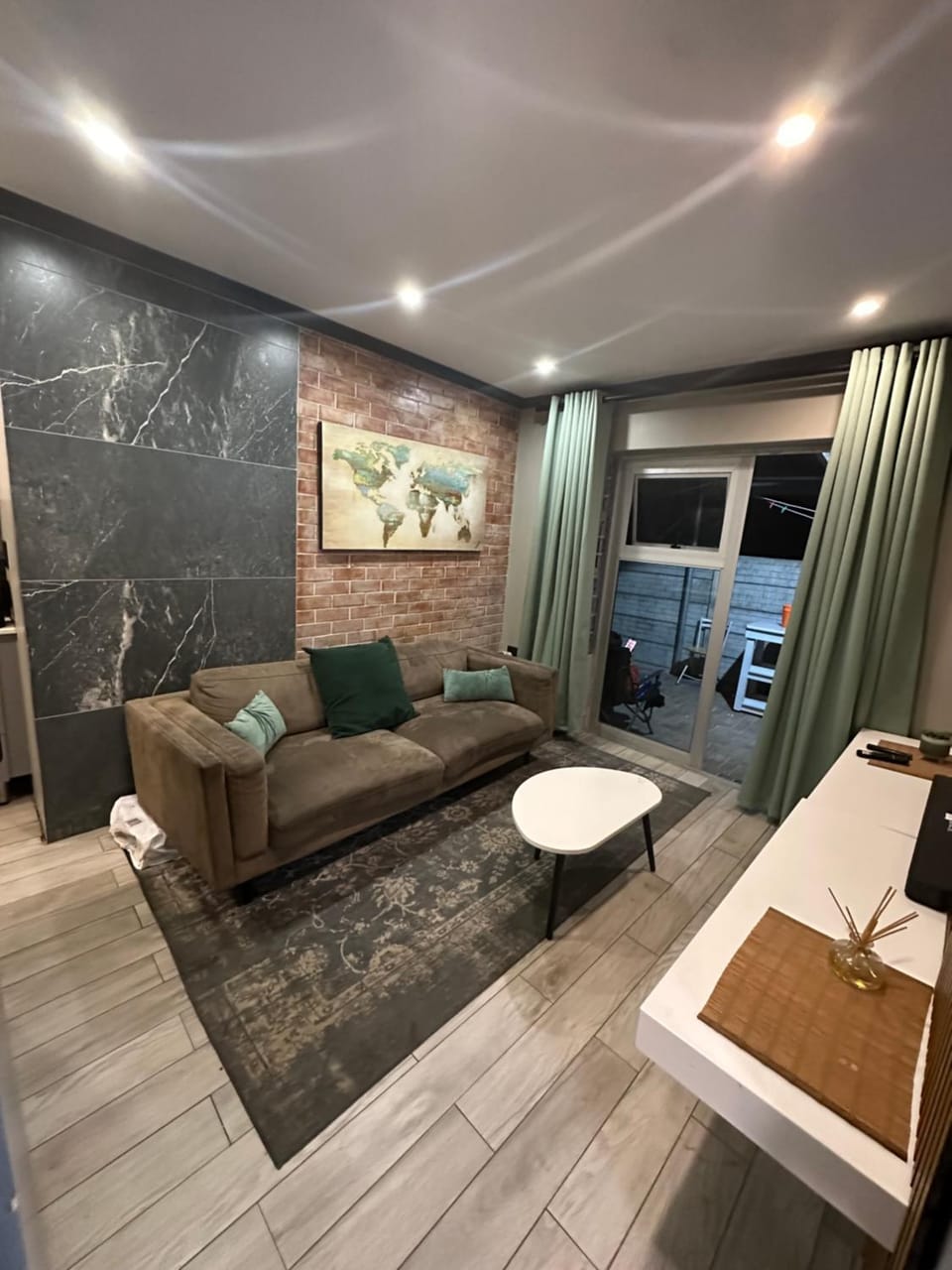 29 on Windsor-2 Bedroom House House in Cape Town