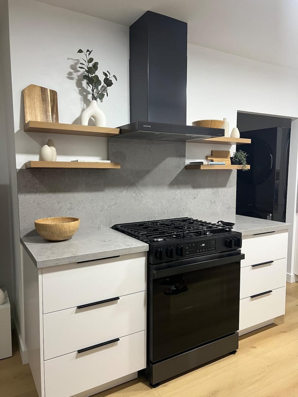 East Hollywood Modern Spacious Bungalow Apartment in West Hollywood