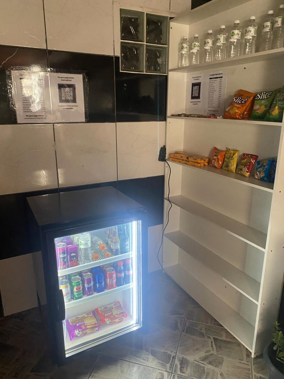 Apartamento mobiliado- próx shopping e centro Apartment in São José