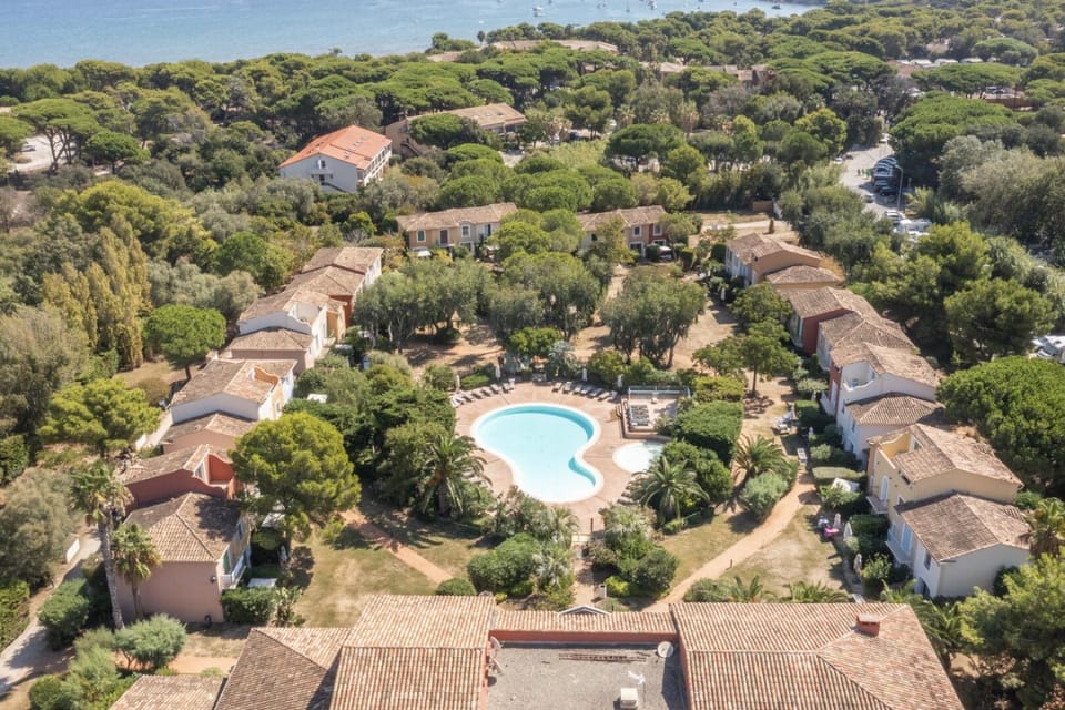 Mountain view, Swimming pool