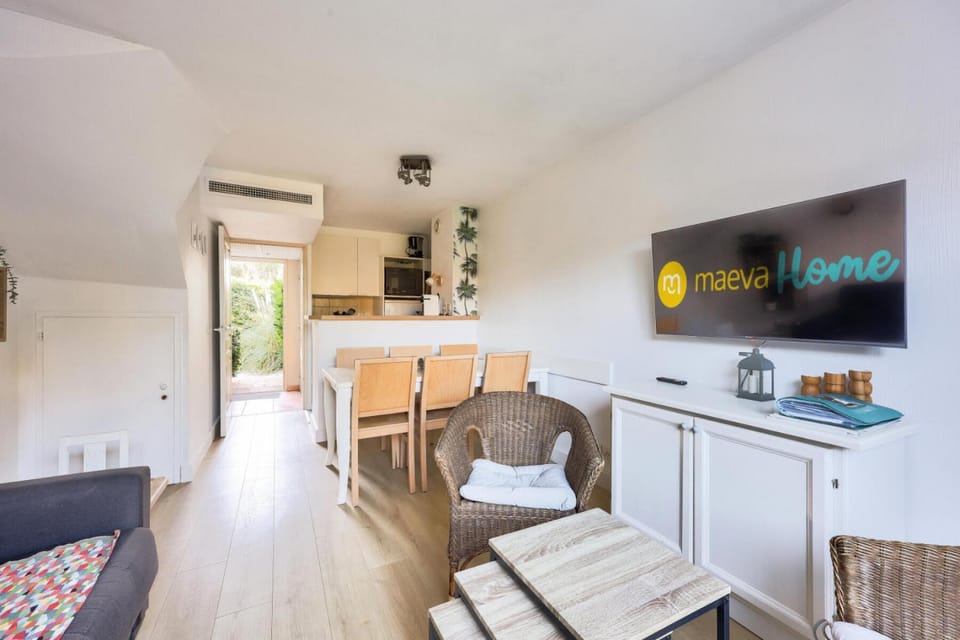 Résidence Le Hameau de la Pinède - maeva Home - Maison en bord de mer 3 pièces 6 personnes climatisé - Prestige MAE-5023 Apartment in Hyères