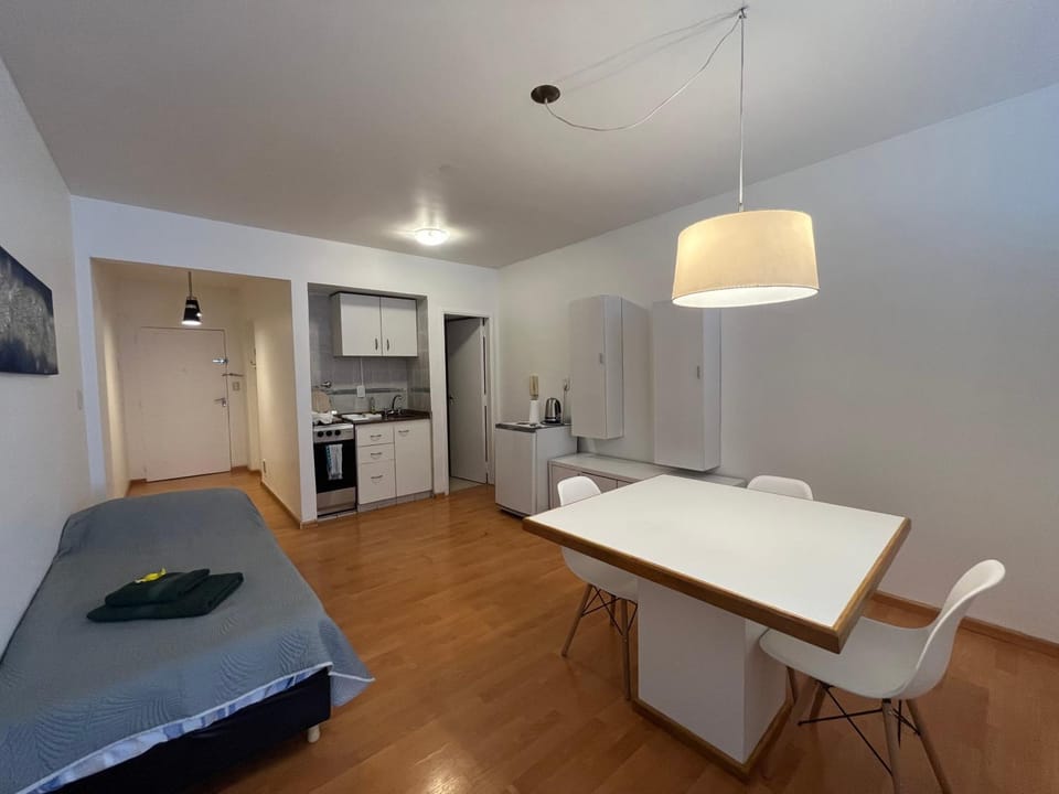 Bed, Kitchen or kitchenette, Dining area