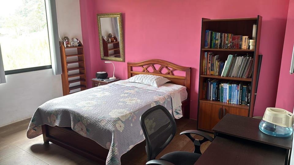 Villa MaClaudia Habitación doble # 2 Vacation rental in Ecuador