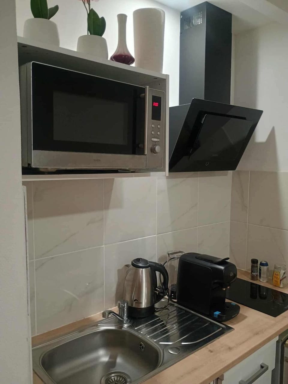 Studio Cozy Apartment in Aubervilliers