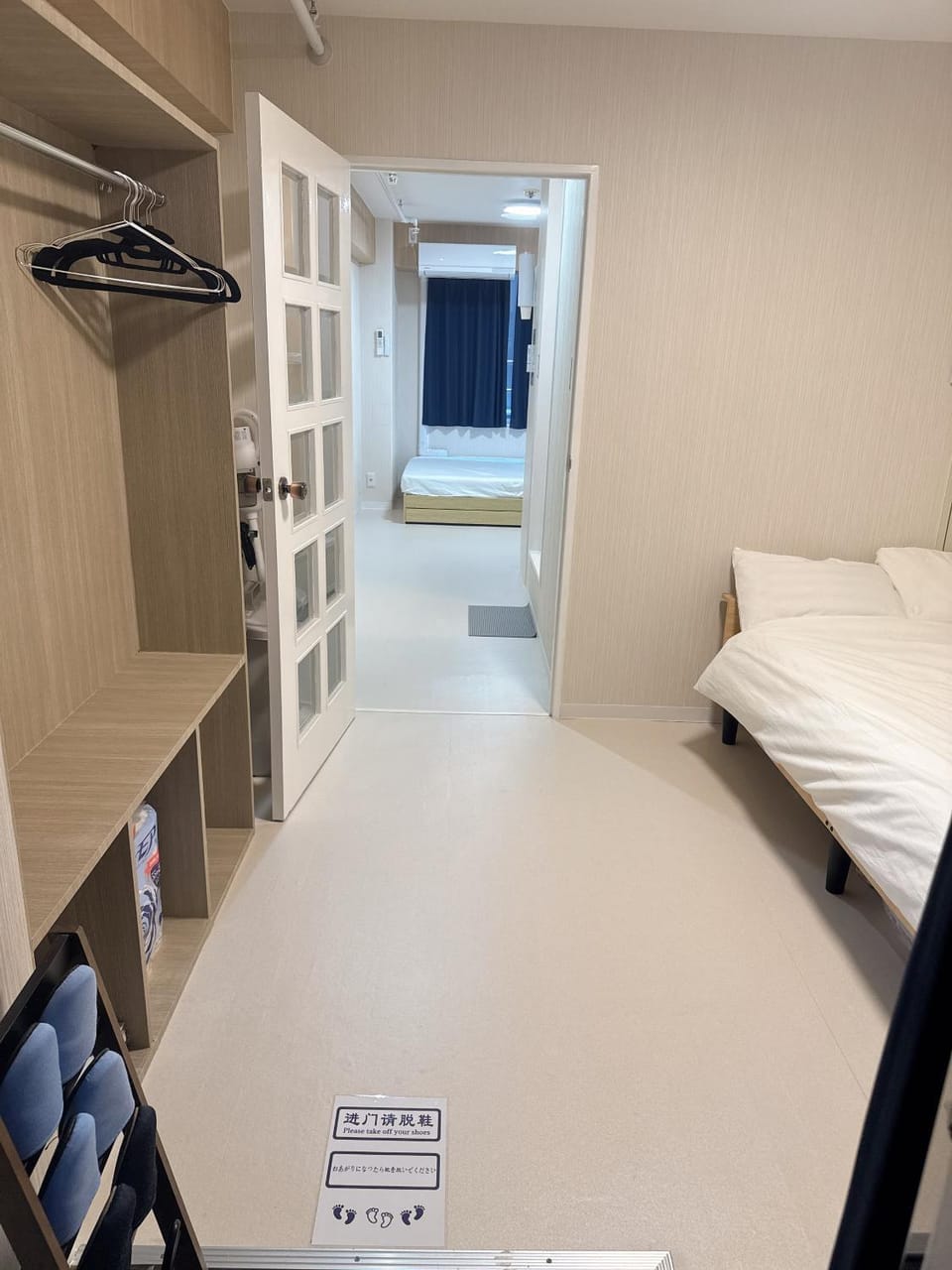 Bed, Photo of the whole room, bunk bed, wardrobe