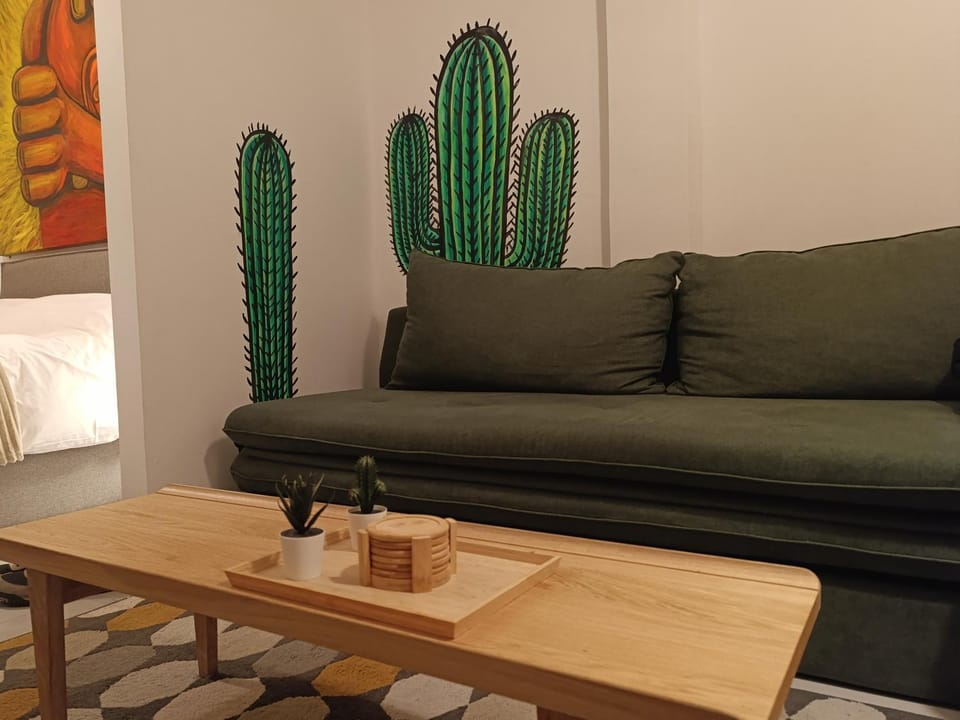Living room, Seating area