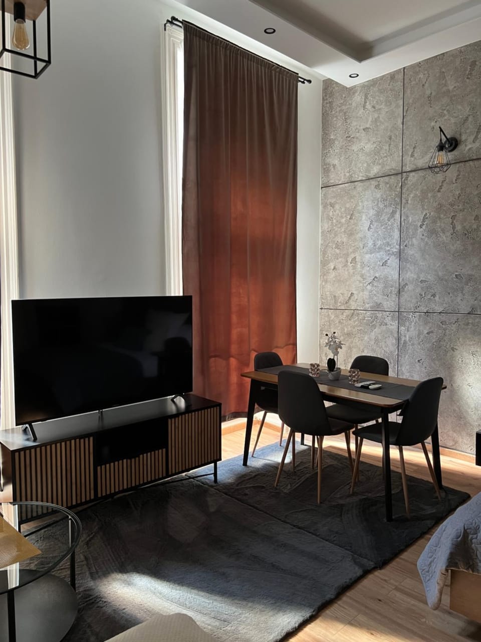 TV and multimedia, Seating area