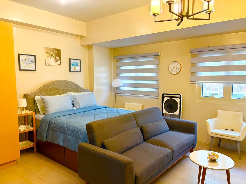 Living room, Bedroom