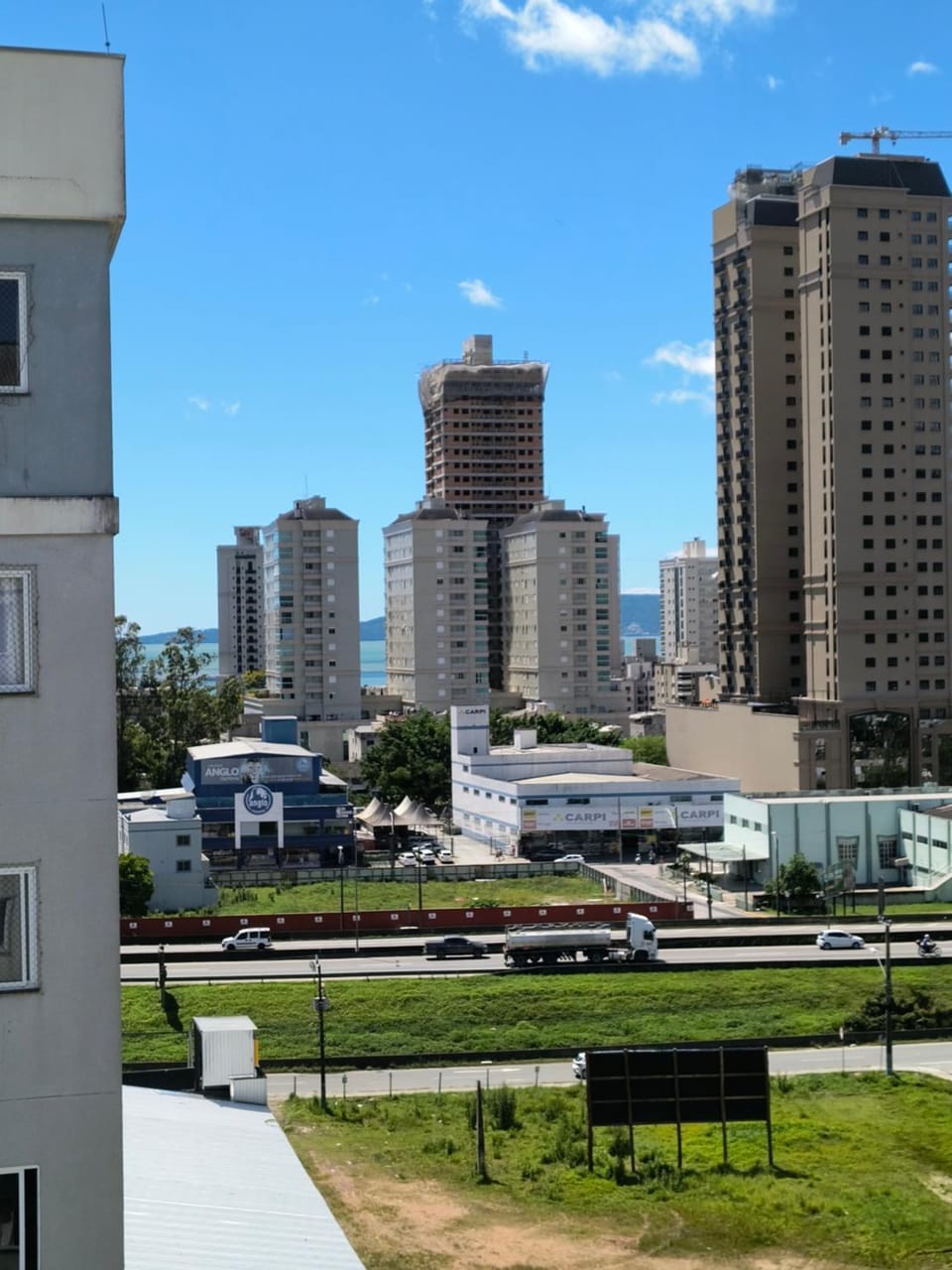 Alugo Apartamento em Itapema Apartment in Itapema