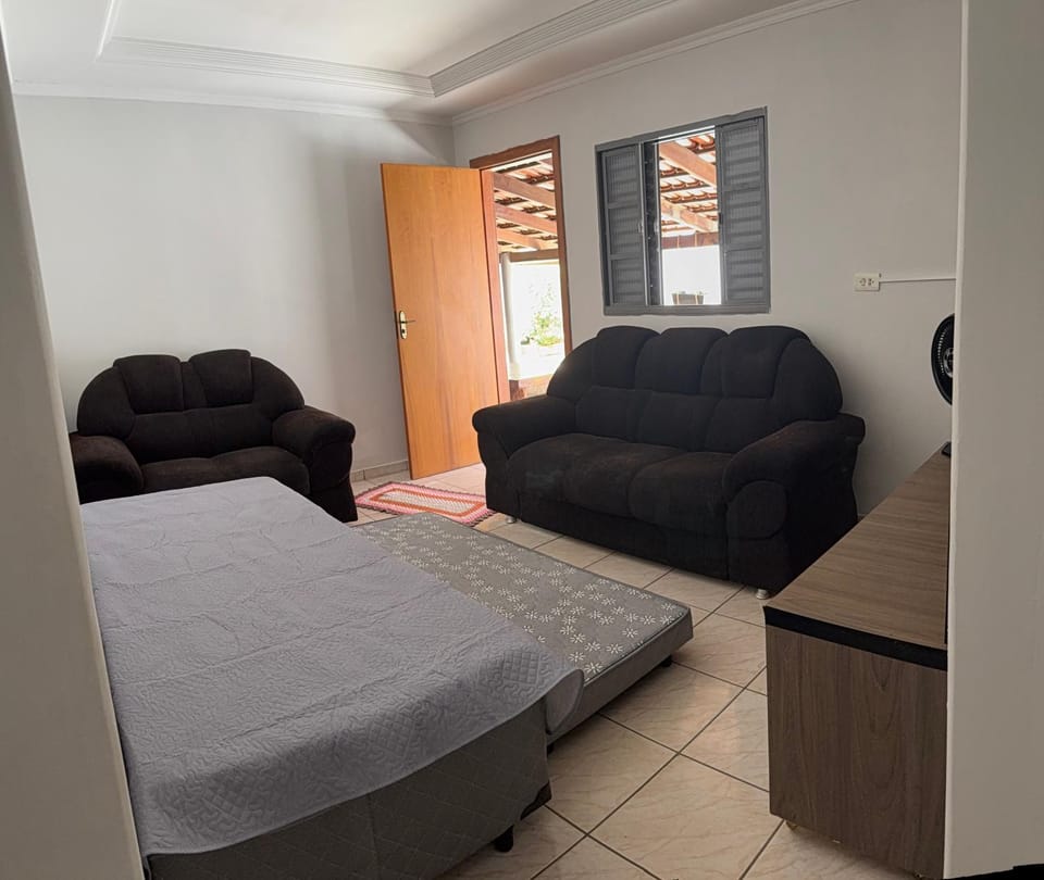 Bed, Living room