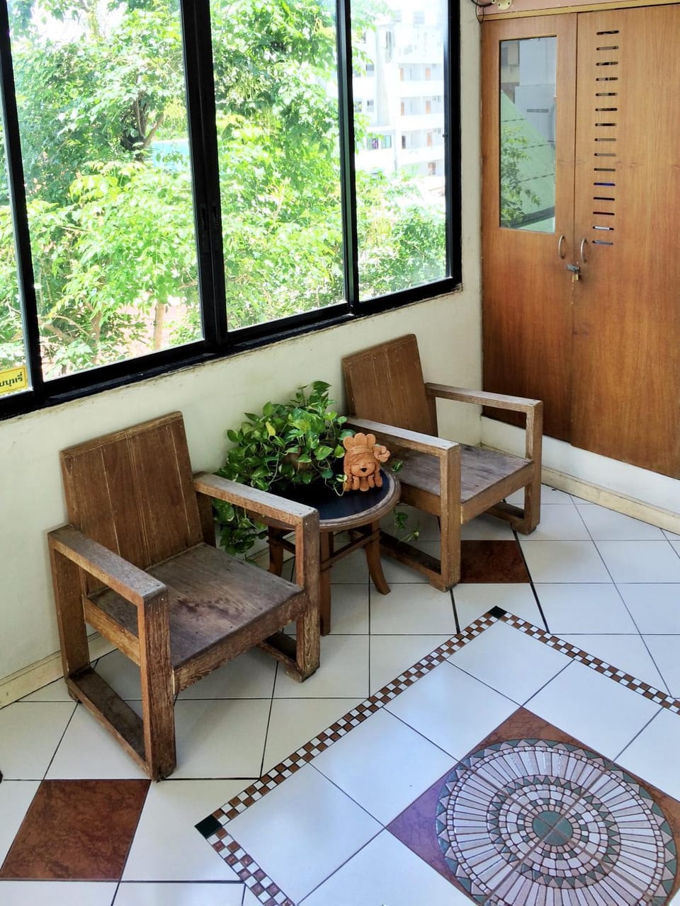 Moonlight House Inn in Laos