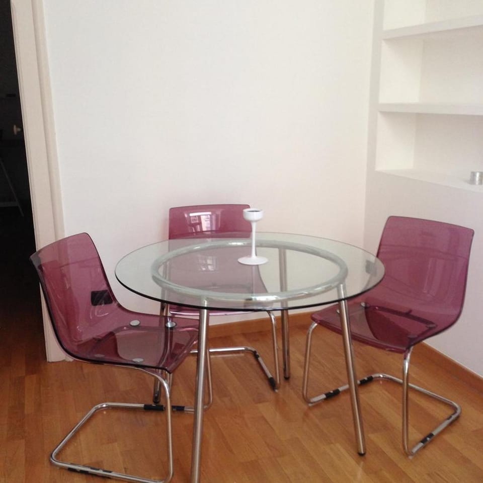 Living room, Photo of the whole room, Dining area