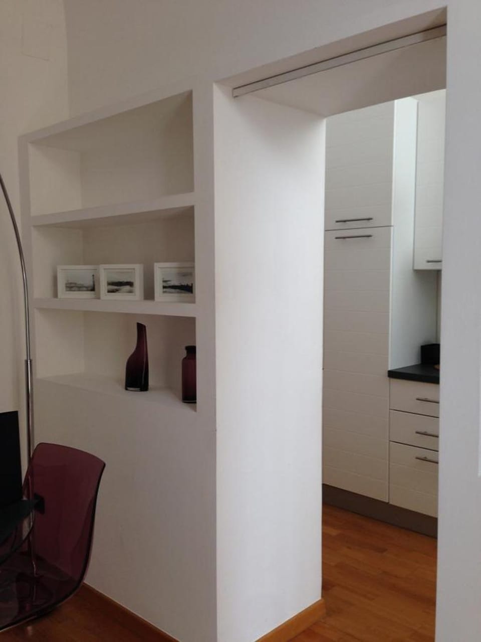 Photo of the whole room, Dining area
