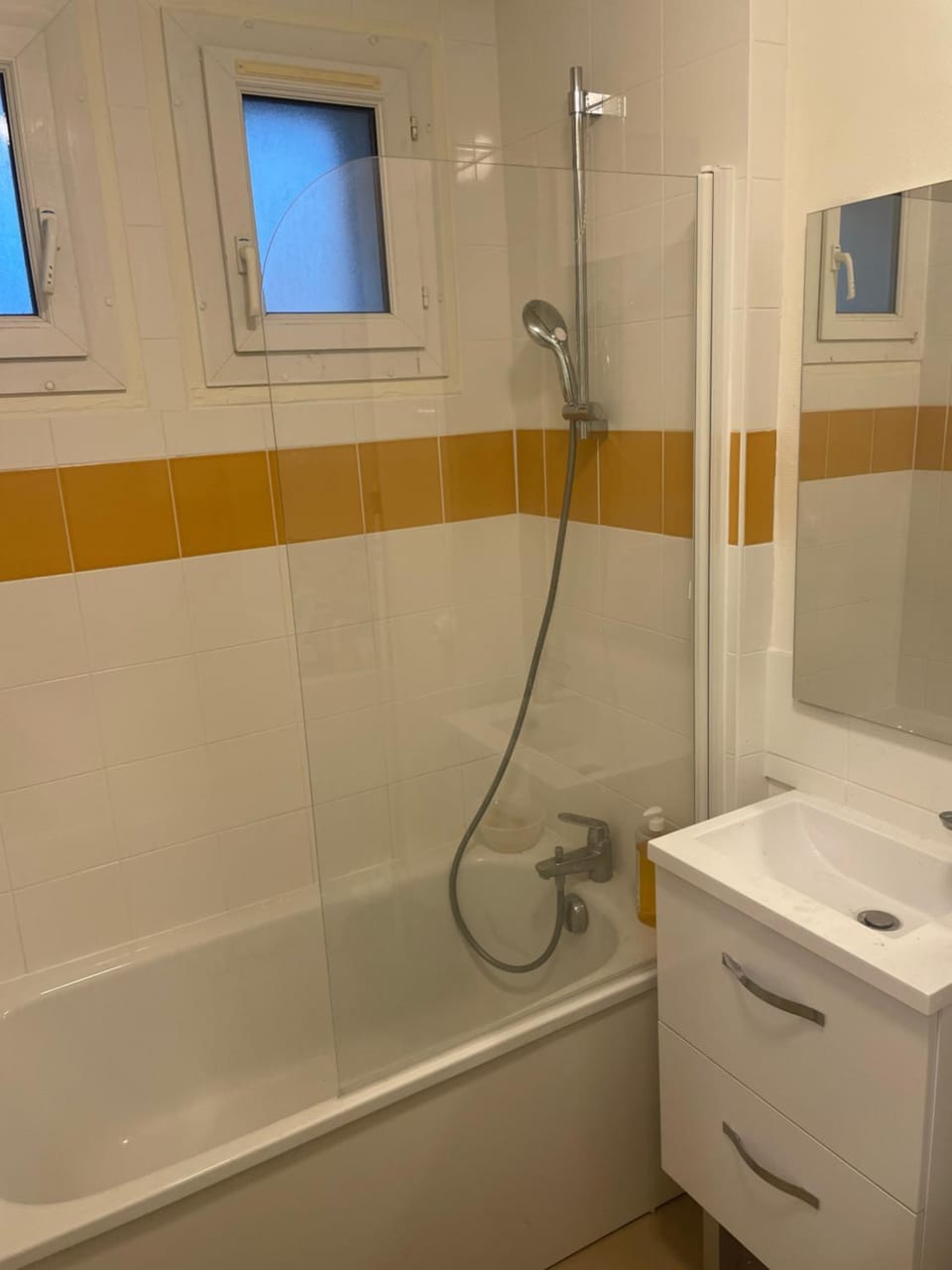 Appartement confortable pour petit budget Apartment in Le Mans