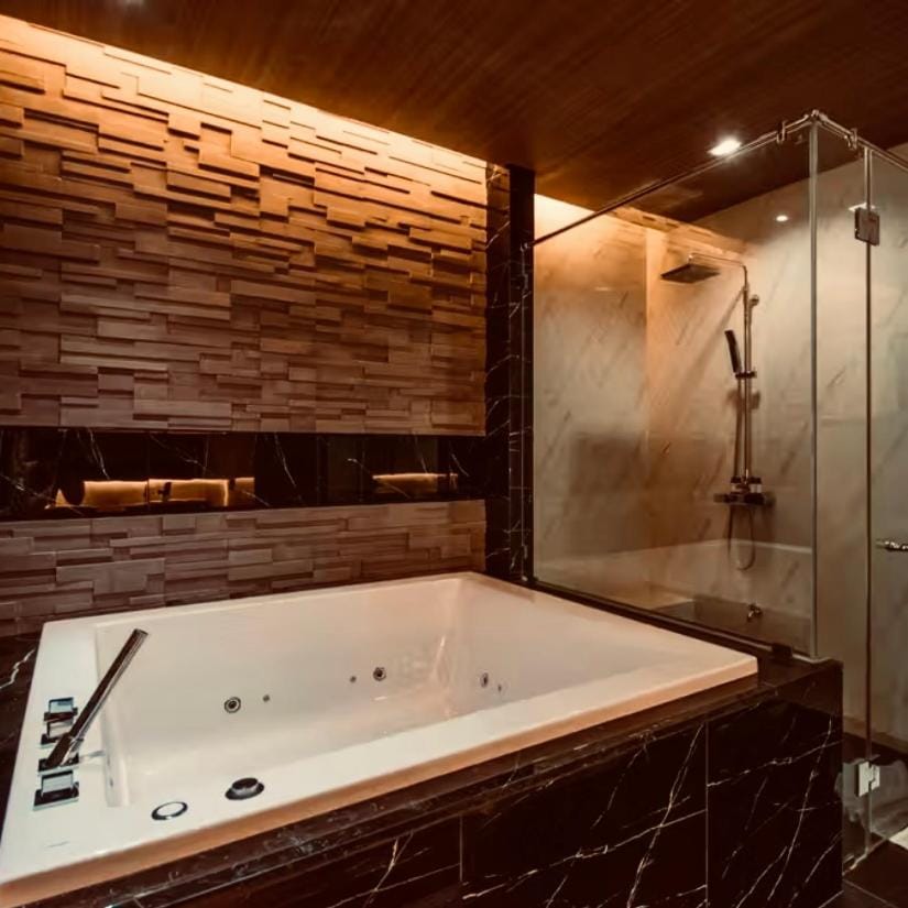 Bathroom, Bath