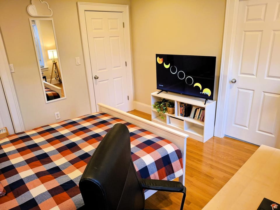 TV and multimedia, Bedroom